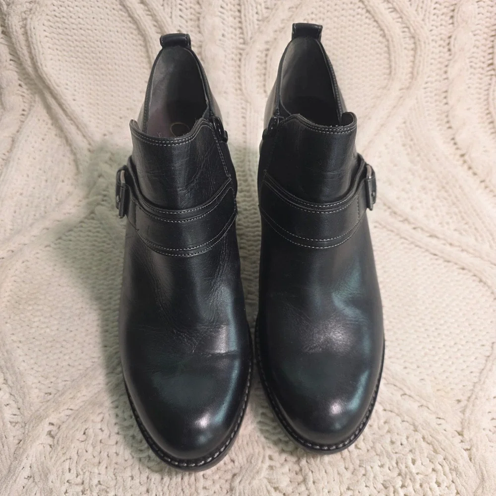 Cole Haan NikeAir Black Leather Wedge Ankle Boots Booties Women 9.5‎ B PRISTINE